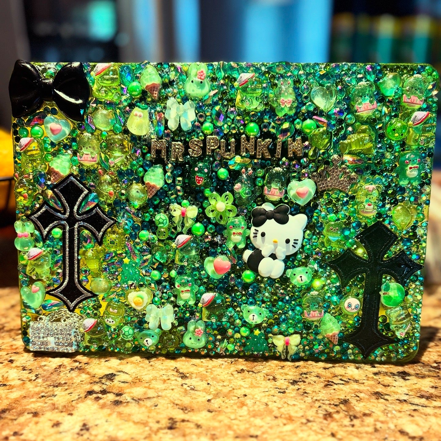 MacBook junk case